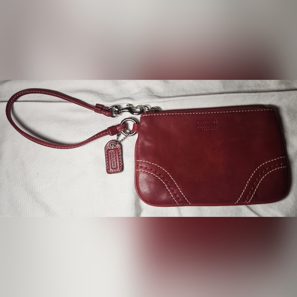 Coach Handbags - Coach Red Leather Clutch Wristlet